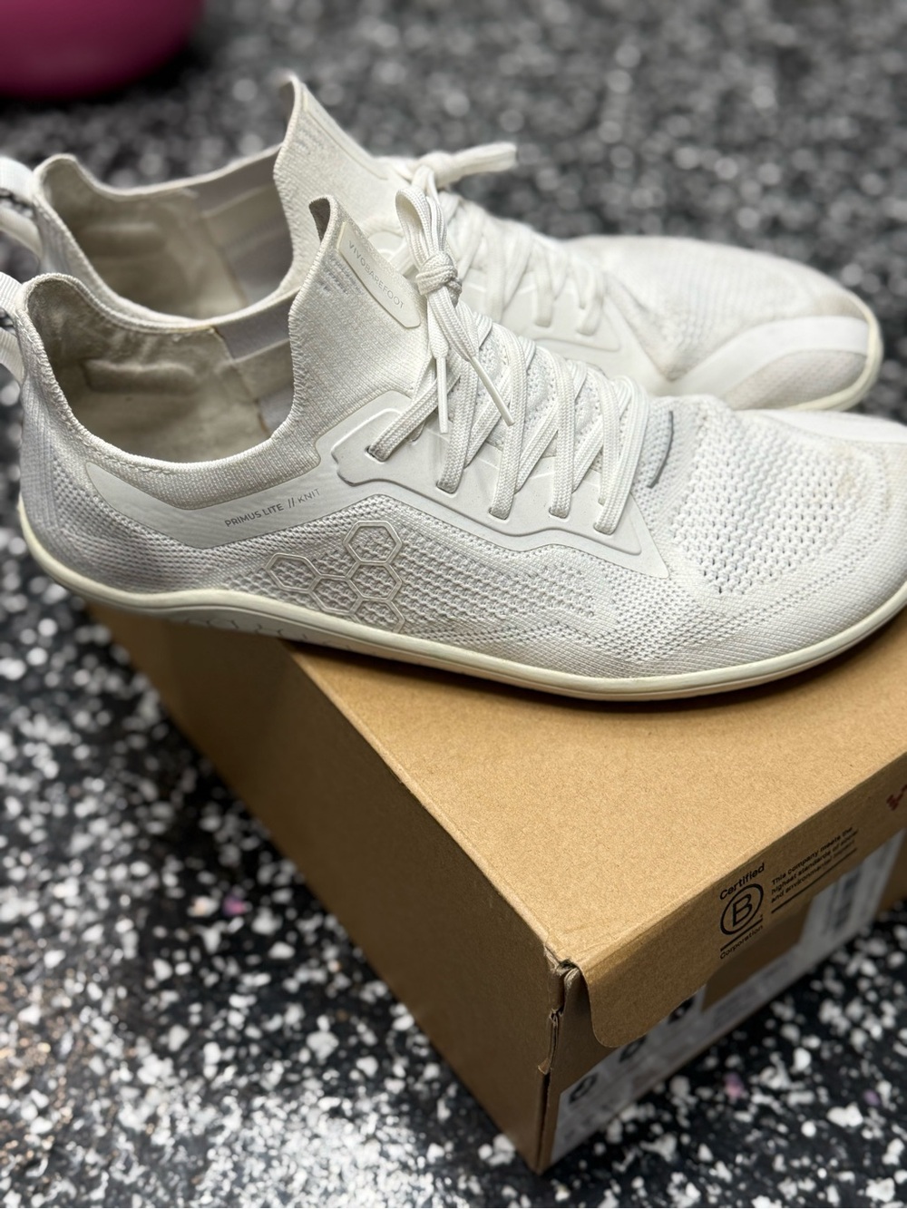 Vivo Barefoot Primus lite knit triple white sz 42 barefoot trainer - Picture 3 of 8